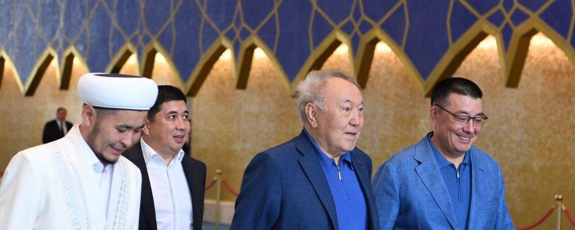 Назарбаев елордадағы бас мешітке зиярат жасады
 - Sputnik Қазақстан, 1920, 21.06.2025