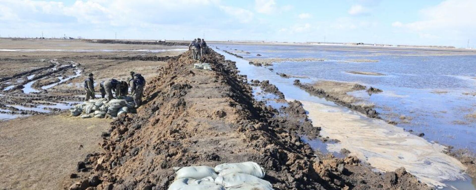 Қостанай облысындағы су тасқынына қарсы жұмыстар - Sputnik Қазақстан, 1920, 13.03.2026