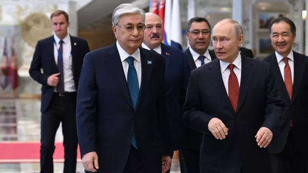 Токаев и Путин перед заседанием Высшего Евразийского экономического совета  - Sputnik Казахстан