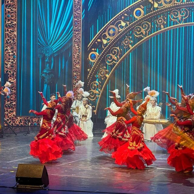 Кішкентай кеуделердің фотосуреттері Көз жасына дейін ауыр ажырасу