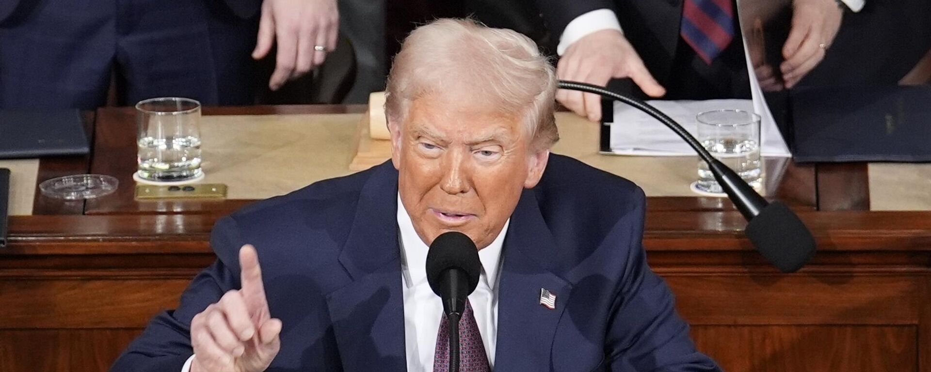 Президент США Дональд Трамп - Sputnik Казахстан, 1920, 16.07.2025