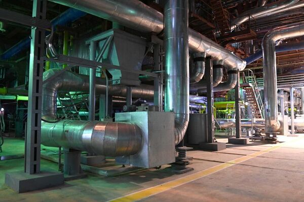 Президент елордадағы үшінші ЖЭО-ның алғашқы кезегінің қызметімен танысты - Sputnik Қазақстан