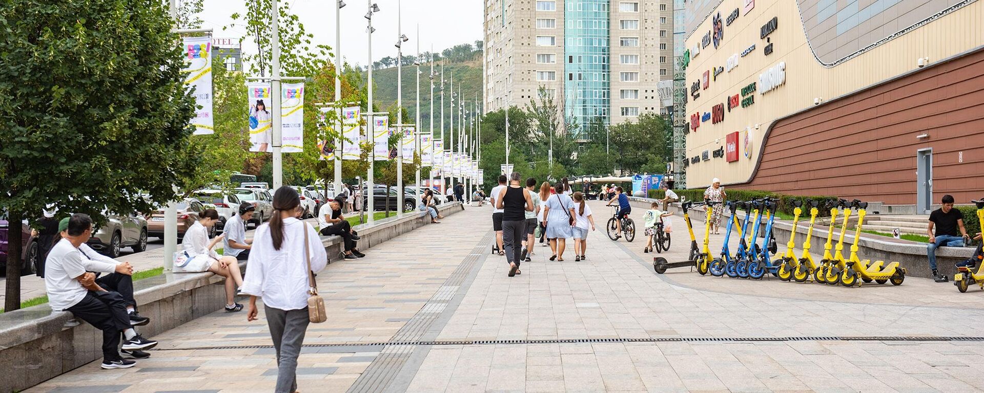 Амандасу кезінде орынсыз әрекеттерге жол береді: Тоқаев әдеп мәселесін көтерді - Sputnik Қазақстан, 1920, 18.06.2026