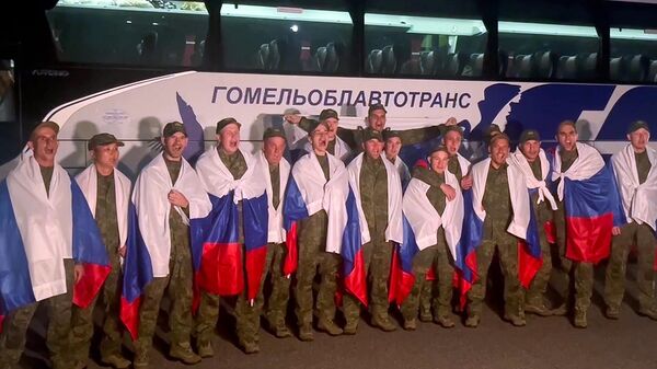 Обмен пленными между Россией и Украиной по достигнутым договоренностям в Стамбуле - Sputnik Казахстан