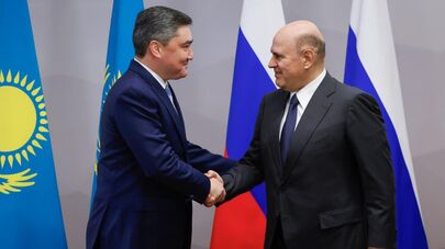 Премьер Казахстан Олжас Бектенов и премьер России Михаил Мишустин