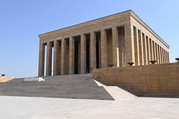 Тоқаев Мұстафа Кемал Ататүрік кесенесіне зиярат етті - Sputnik Қазақстан