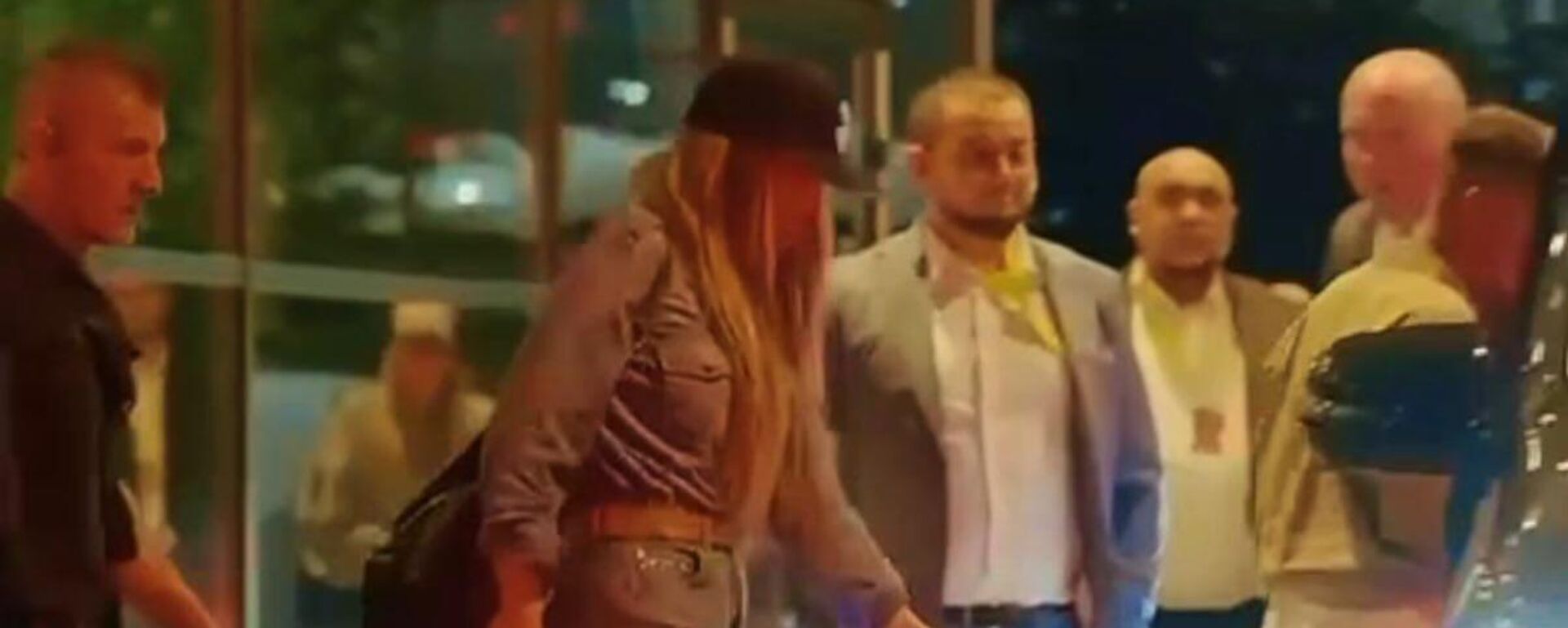 Дженнифер Лопес в аэропорту Астаны - Sputnik Қазақстан, 1920, 01.08.2025