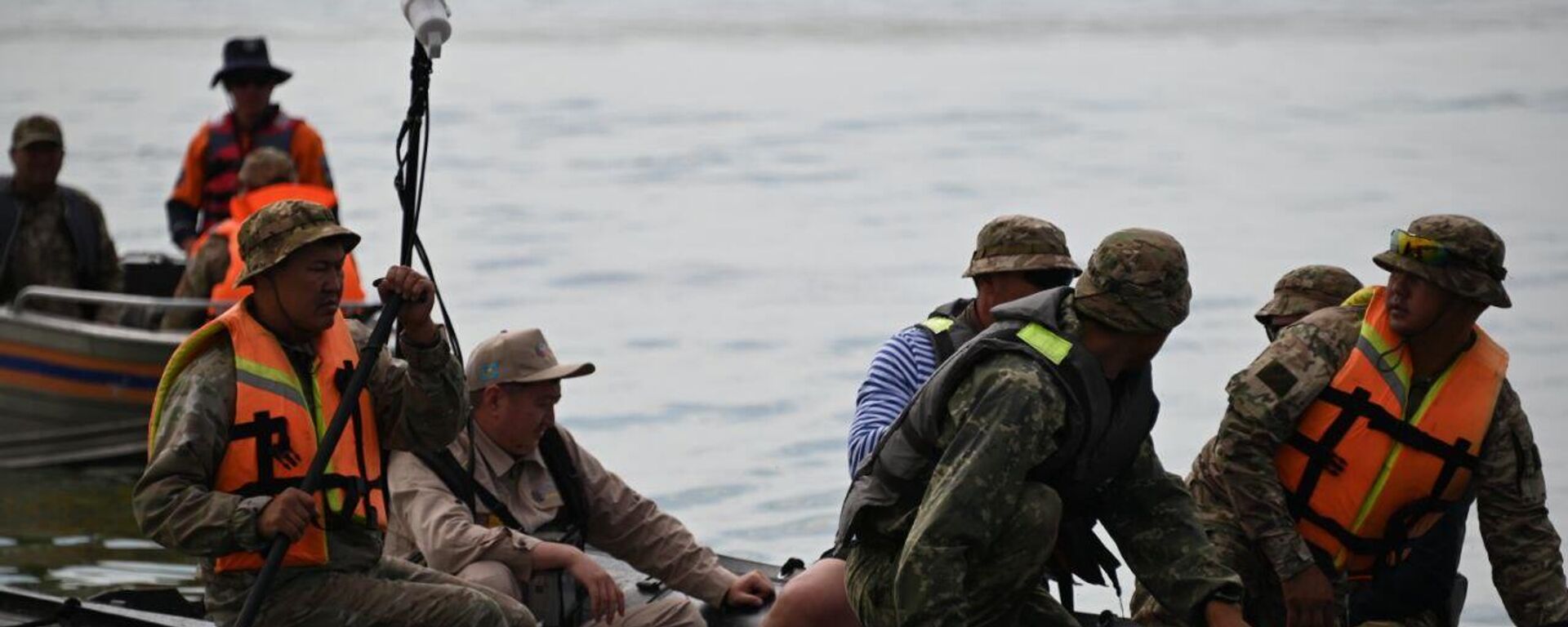 Поиски пропавшего военного вертолета в Казахстане продолжаются 11-е сутки  - Sputnik Казахстан, 1920, 05.08.2025