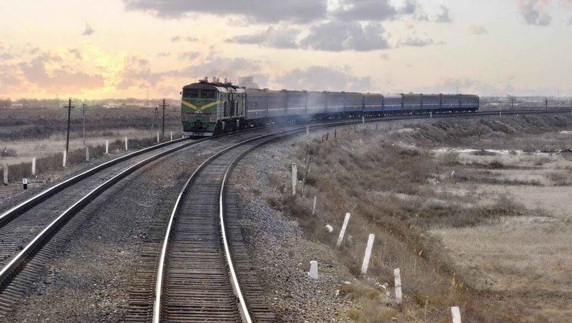 Тепловоз  - Sputnik Қазақстан, 1920, 08.08.2025