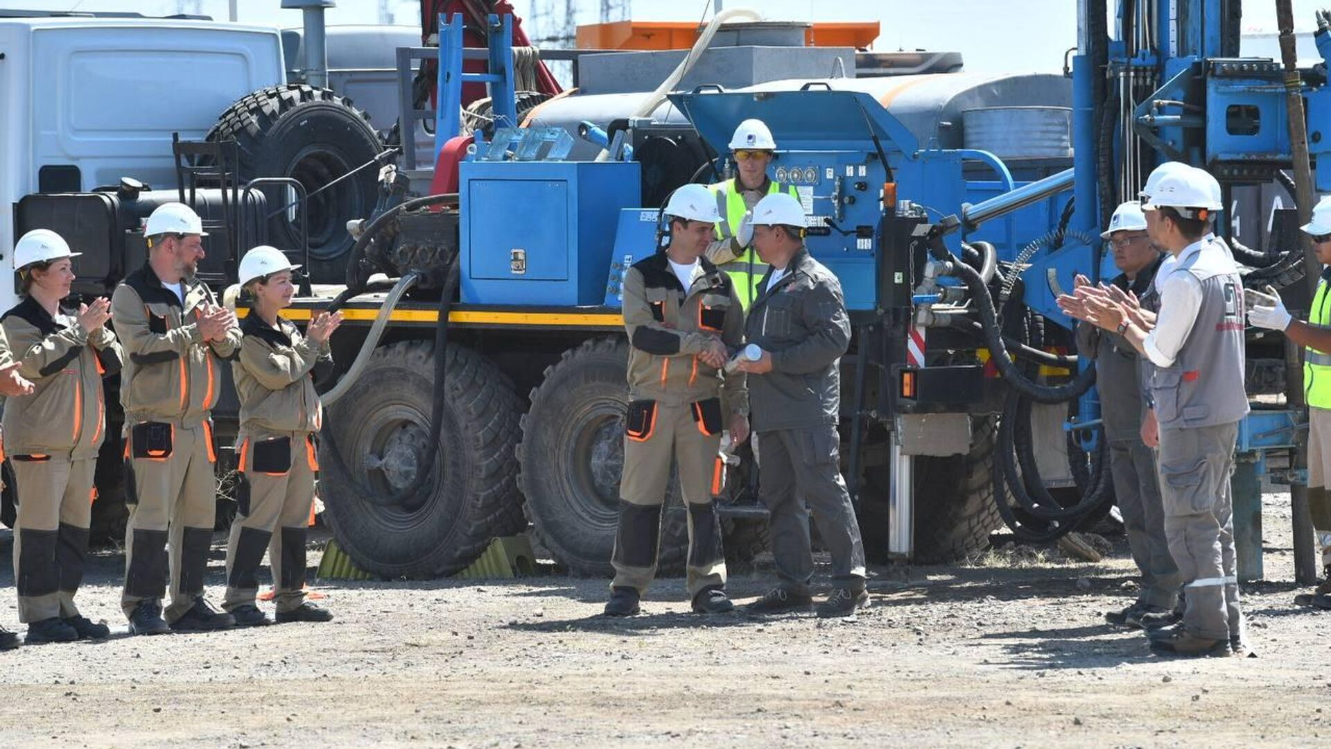 Старт работ по строительству первой АЭС в Казахстане - Sputnik Казахстан, 1920, 09.08.2025