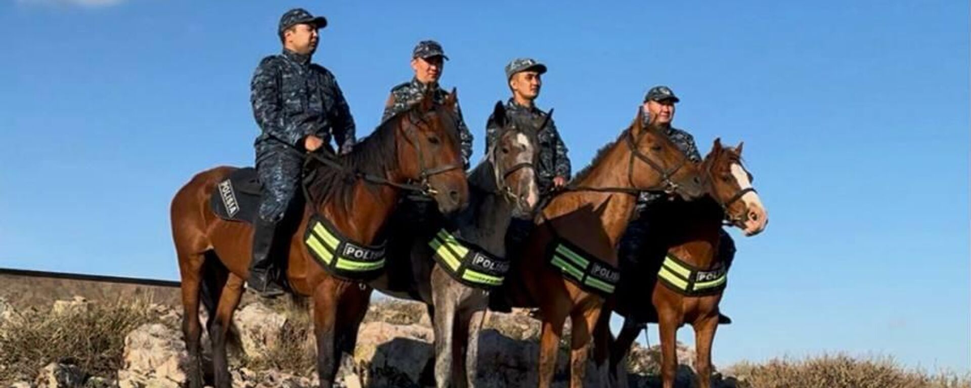 Абайдың 180 жылдығы: Қарауыл ауылында мыңдаған адам жиналды - Sputnik Қазақстан, 1920, 10.08.2025