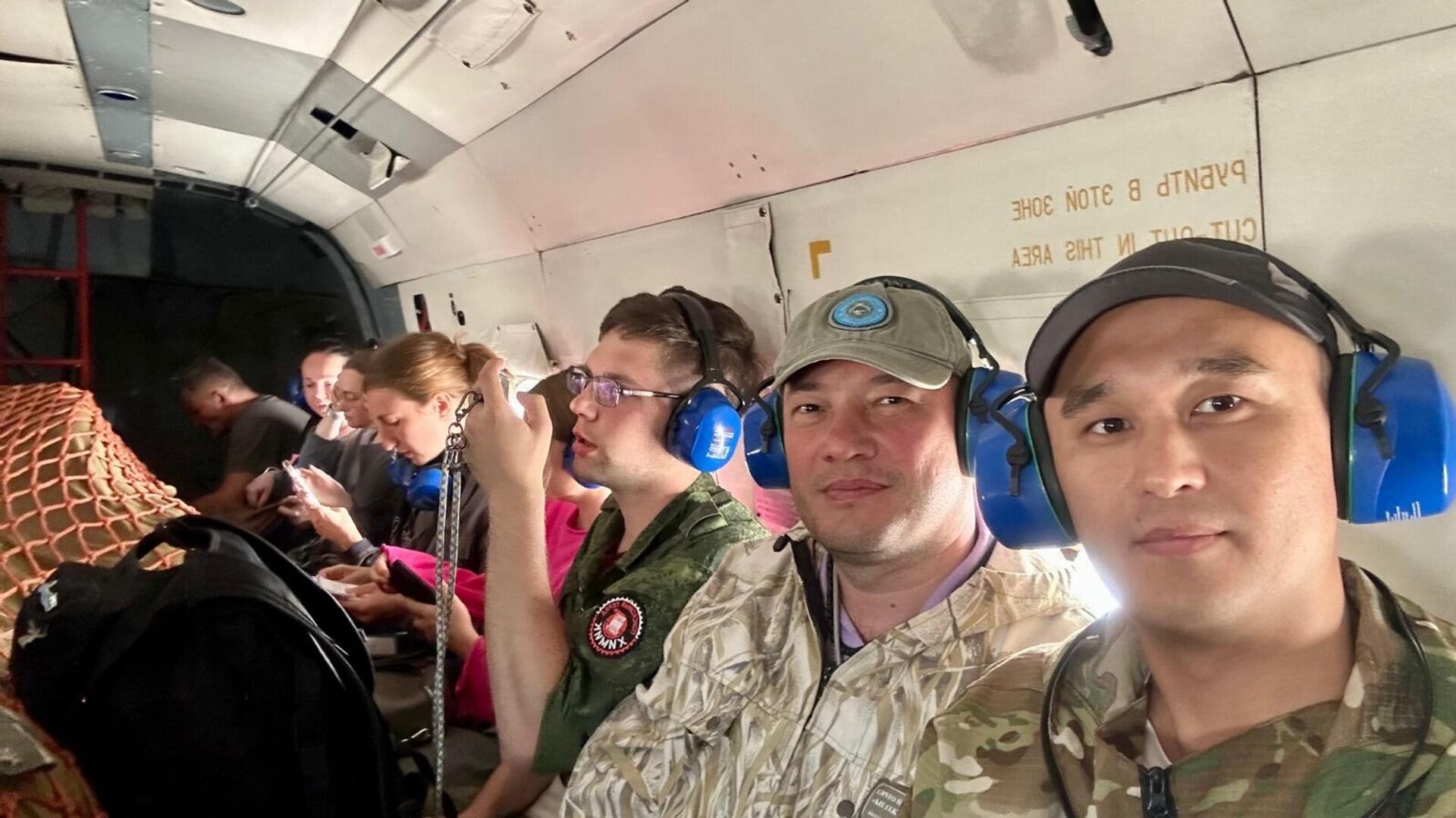 Международная поисковая экспедиция По следам Курильского десанта на острове Шумшу  - Sputnik Казахстан, 1920, 28.08.2025