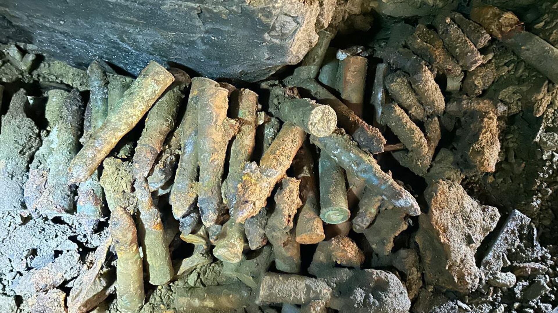 Международная поисковая экспедиция По следам Курильского десанта на острове Шумшу  - Sputnik Казахстан, 1920, 28.08.2025