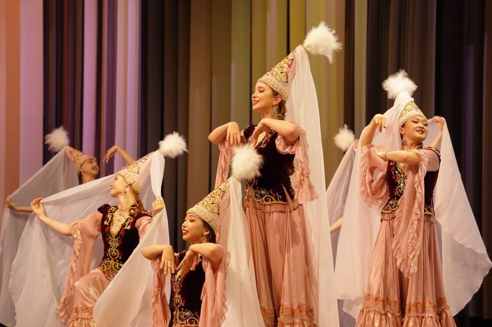 На ЭКСПО-2025 в Осаке прошел национальный День Казахстана На ЭКСПО-2025 в Осаке прошел национальный День Казахстана - Sputnik Казахстан, 1920, 11.08.2025