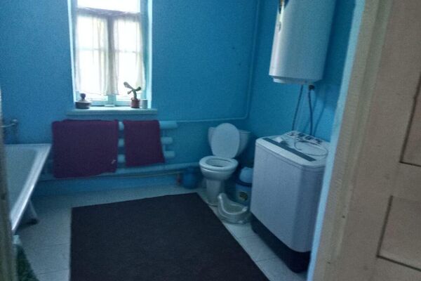 Жамбыл облысында өгей балаларын ұрды деген күдікке ілінген Ұзақбай Таубаевтың шаңырағы - Sputnik Қазақстан