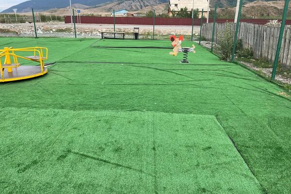 Алматы облысының Қаратоған ауылындағы ойын алаңы - Sputnik Қазақстан