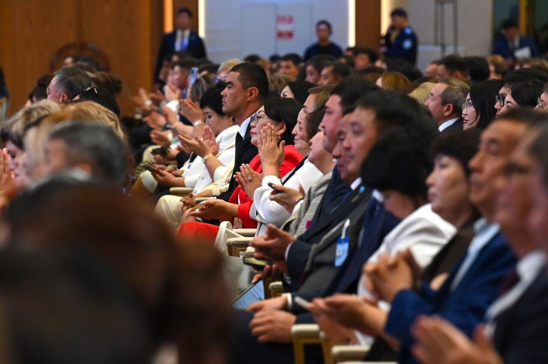 Токаев выступил в августовской конференции педагогов Токаев выступил в августовской конференции педагогов - Sputnik Казахстан, 1920, 15.08.2025