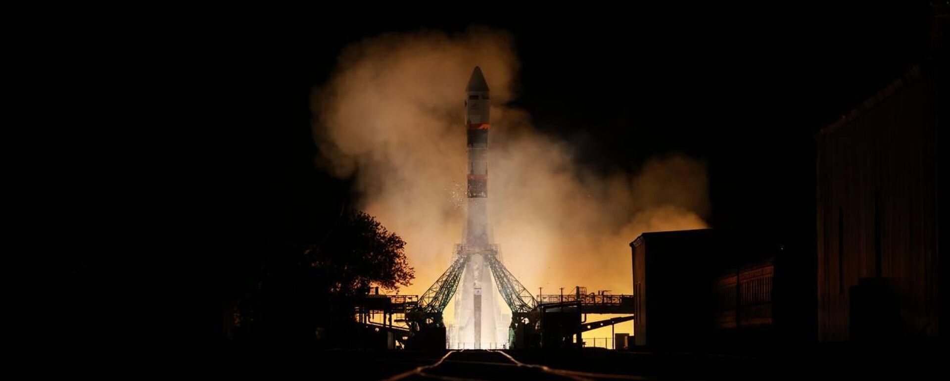 Запуск ракеты Союз-2.1б со спутником Бион-М №2 с Байконура  - Sputnik Казахстан, 1920, 20.08.2025