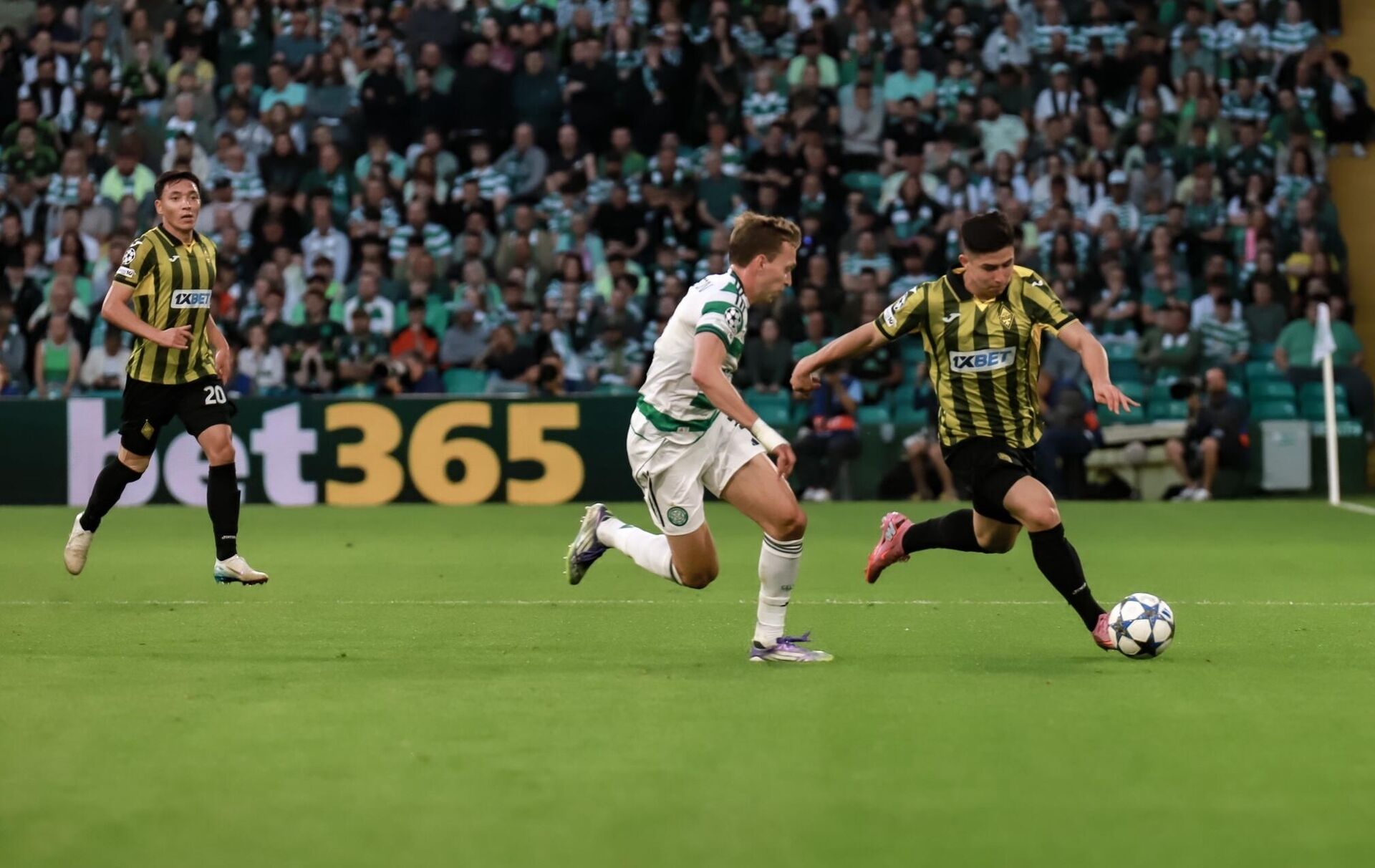 Момент матча Селтик - Кайрат - Sputnik Қазақстан, 1920, 21.08.2025