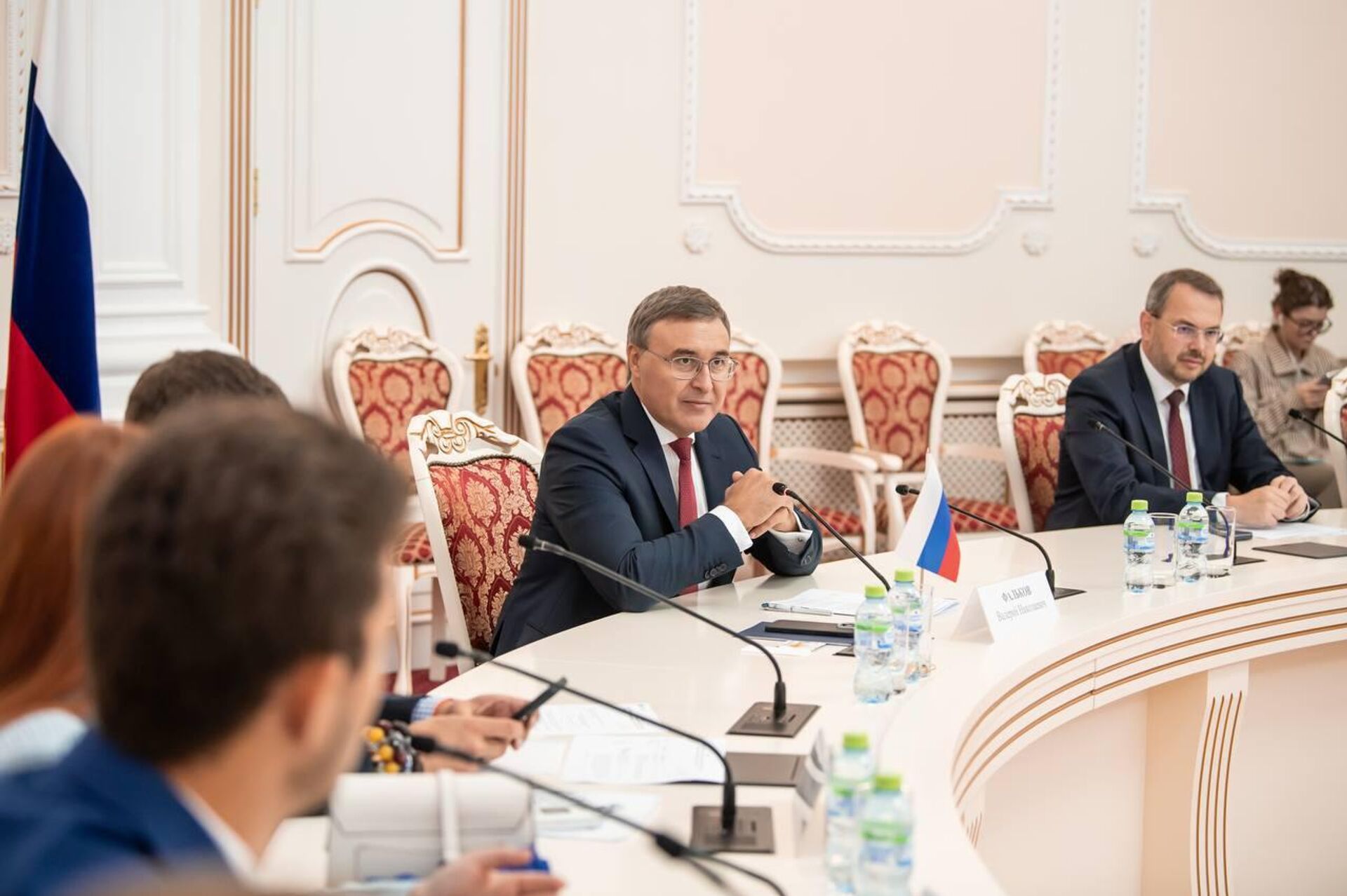 Глава Минобрнауки РФ Валерий Фальков встретился со студентами-участниками СВО и детьми участников спецоперации Глава Минобрнауки РФ Валерий Фальков встретился со студентами-участниками СВО и детьми участников спецоперации - Sputnik Казахстан, 1920, 22.08.2025