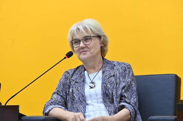 Руководитель представительства Россотрудничества в Казахстане Ольга Филонова - Sputnik Казахстан