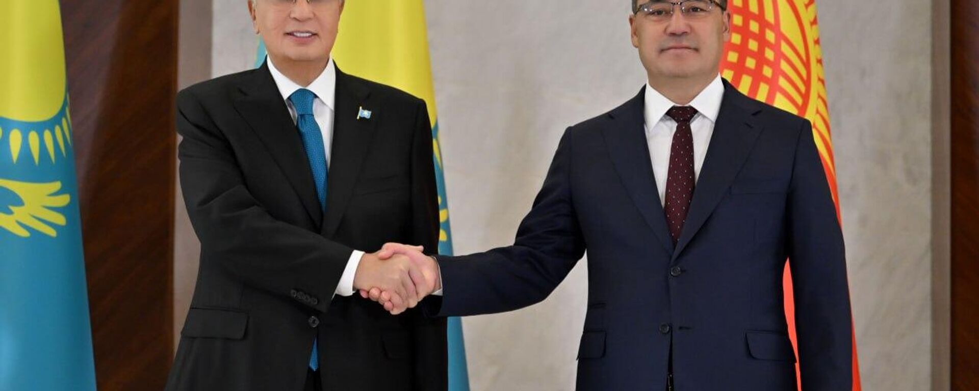 Қасым-Жомарт Тоқаев пен Садыр Жапаров келіссөз жүргізді - Sputnik Қазақстан, 1920, 22.08.2025