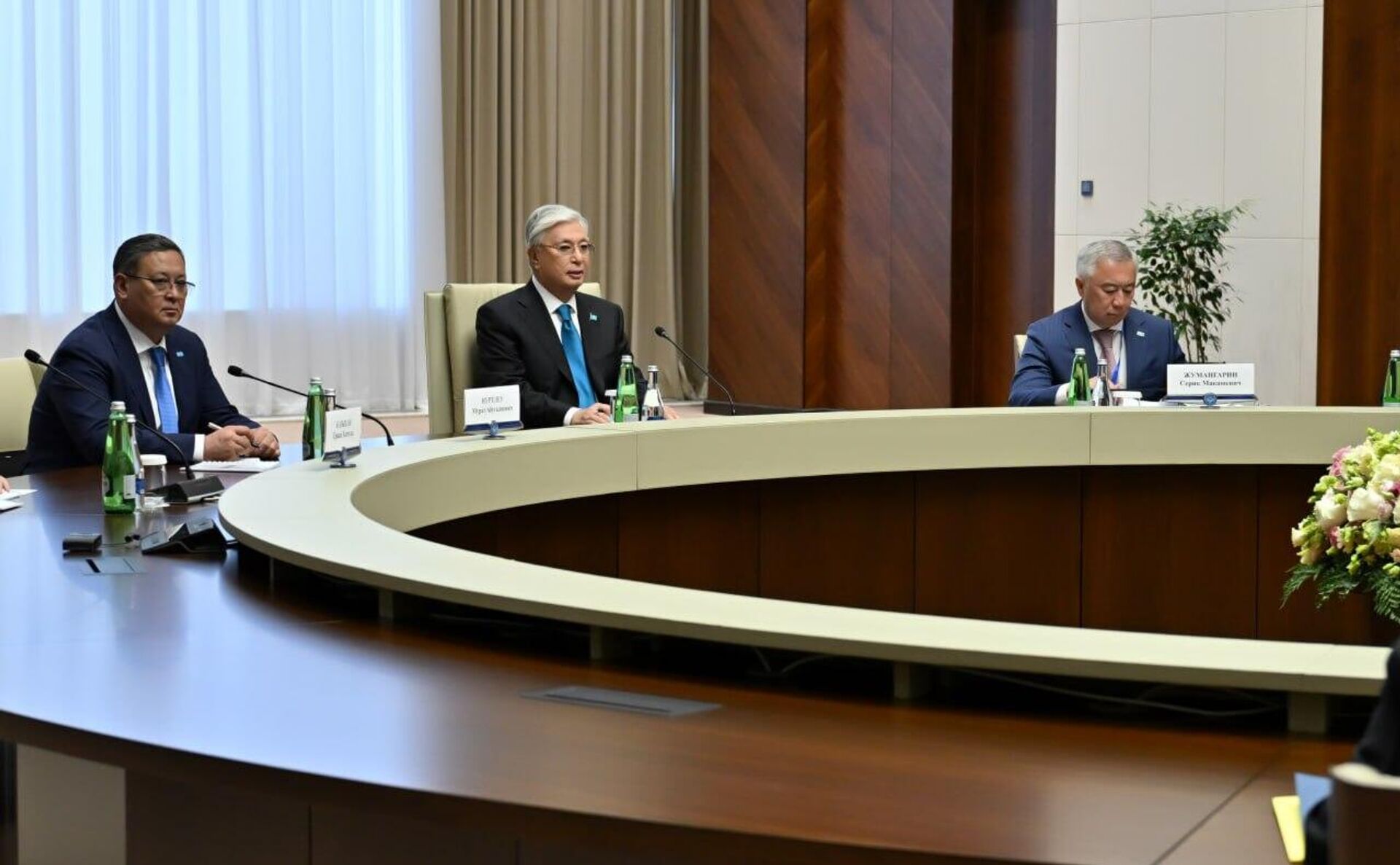 Касым-Жомарт Токаев и Садыр Жапаров провели переговоры в Бишкеке - Sputnik Қазақстан, 1920, 22.08.2025