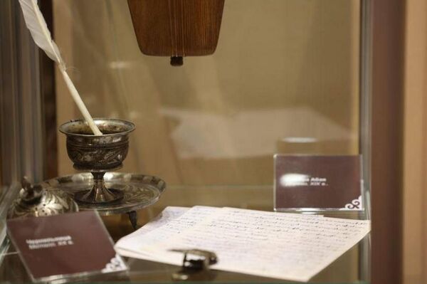 Посвященная Абаю выставка в Минске  - Sputnik Казахстан