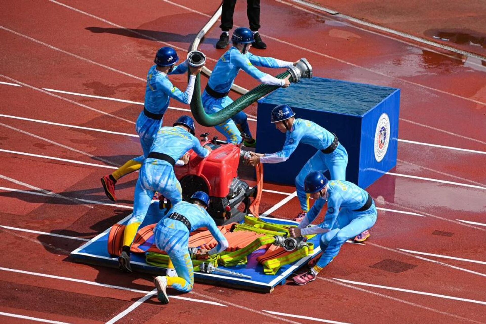 Казахстанцы на Чемпионате мира по пожарно-спасательному спорту в Саранске - Sputnik Казахстан, 1920, 28.08.2025