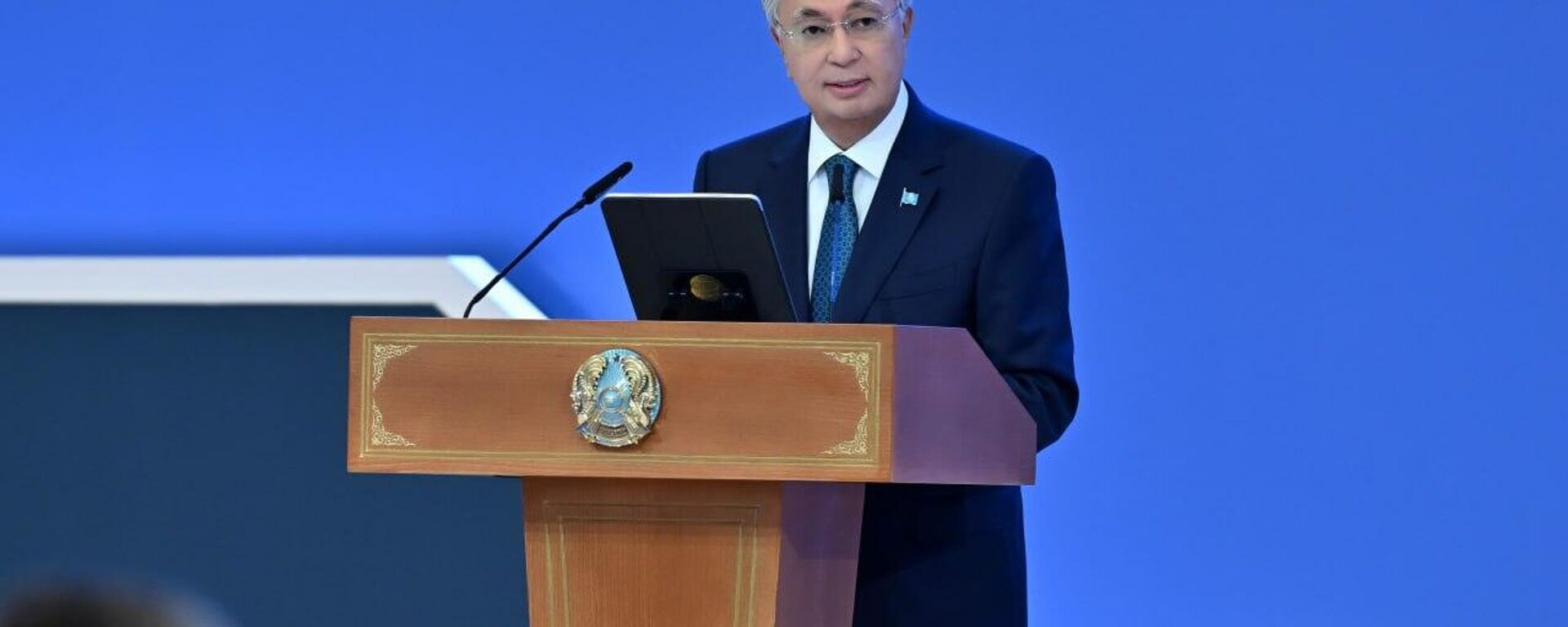 Қасым-Жомарт Тоқаев Конституцияның 30 жылдығына арналған ғылыми-практикалық конференцияда сөз сөйледі - Sputnik Қазақстан, 1920, 29.08.2025