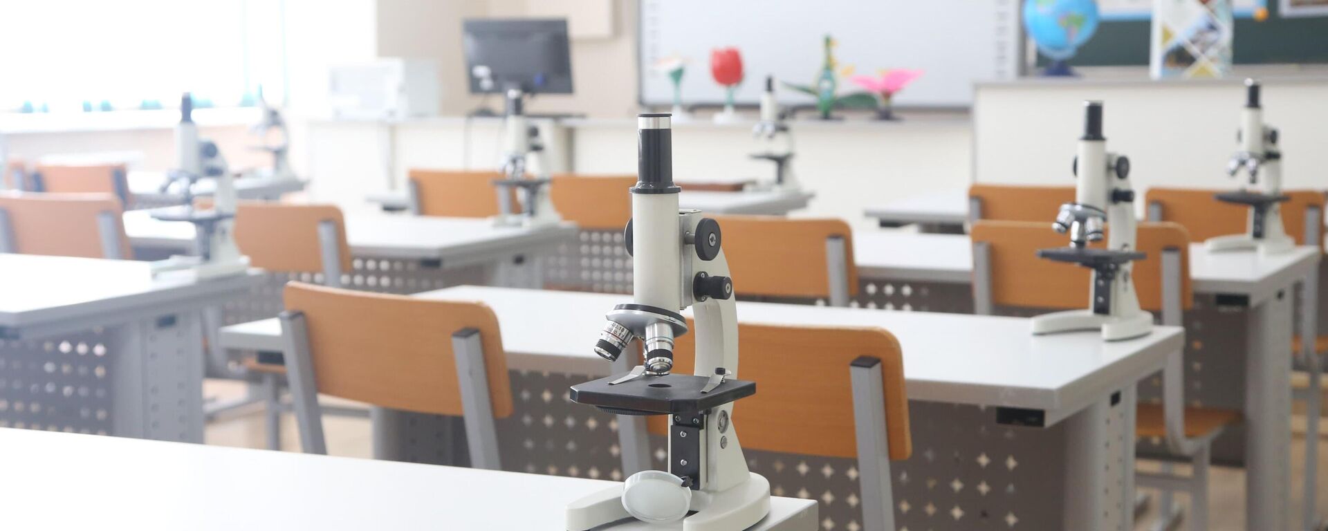 Келешек мектептеріне кадрлық резервтен 40 директор тағайындалды - Sputnik Қазақстан, 1920, 09.09.2025