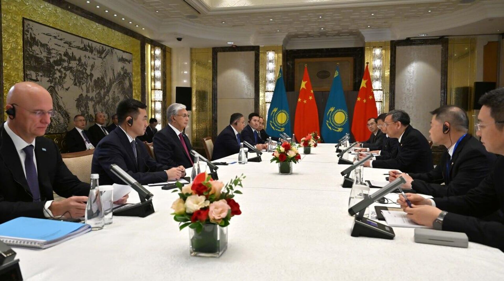 Токаев встретился с главами компаний КНР - Sputnik Казахстан, 1920, 02.09.2025