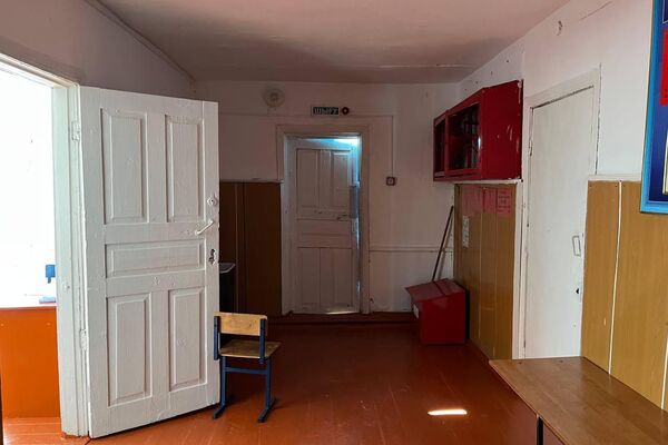 Алматы облысында 200-ге жуық оқушы жаңа оқу жылын жатақханада бастады Алматы облысында 200-ге жуық оқушы жаңа оқу жылын жатақханада бастады - Sputnik Қазақстан