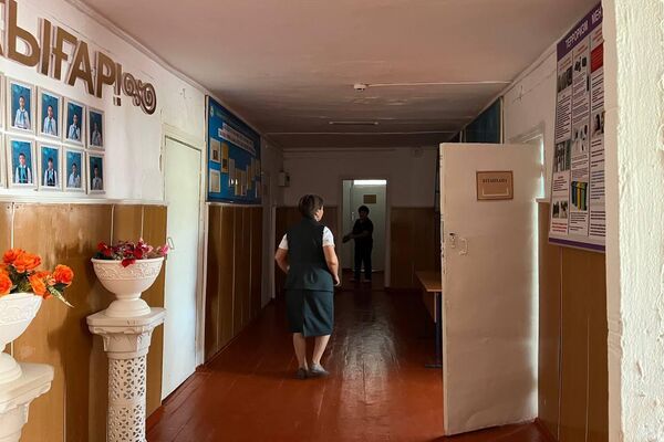 Алматы облысында 200-ге жуық оқушы жаңа оқу жылын жатақханада бастады Алматы облысында 200-ге жуық оқушы жаңа оқу жылын жатақханада бастады - Sputnik Қазақстан