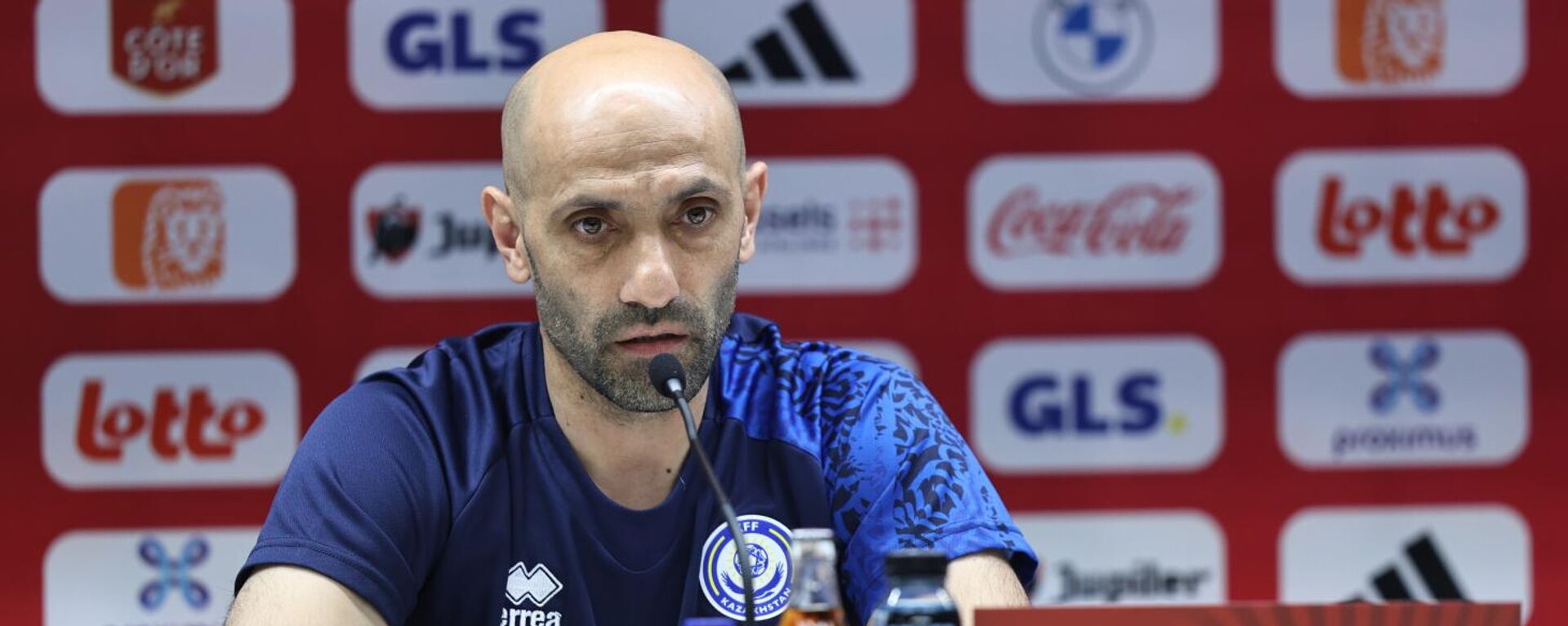 Главный тренер сборной Казахстана по футболу Али Алиев - Sputnik Казахстан, 1920, 08.09.2025