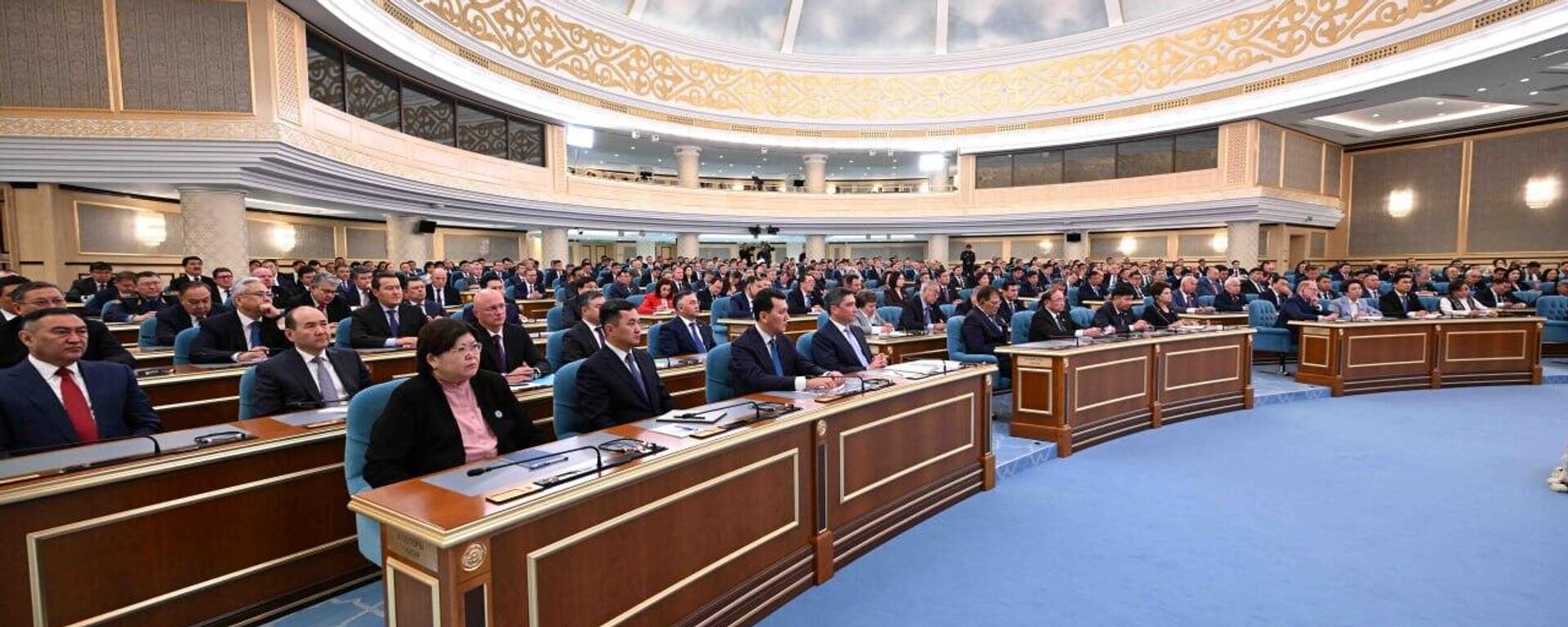 Президент Қасым-Жомарт Тоқаев бір палаты парламентті құрумәселесін референдумға шығаруды ұсынды - Sputnik Қазақстан, 1920, 08.09.2025