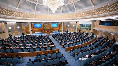 В парламенте Токаев выступил с посланием народу Казахстана