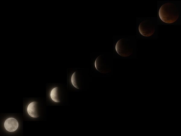 Лунное затмение в Индонезии. - Sputnik Казахстан