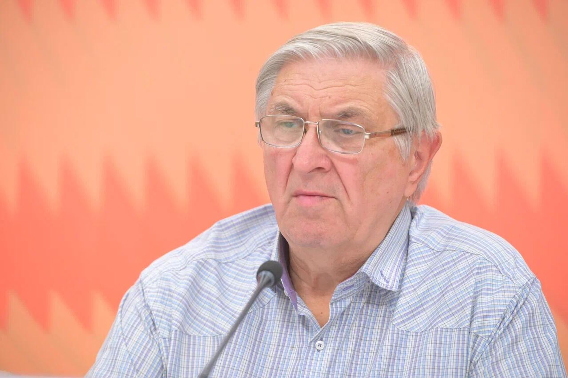 Ответственный секретарь координационного совета Евразийского информационно-аналитического консорциума Виталий Волчков - Sputnik Казахстан, 1920, 18.09.2025