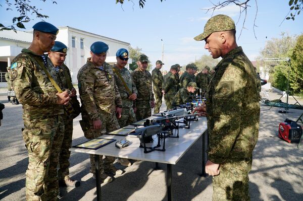 Российские военные на учениях ОДКБ Рубеж-2025 в Кыргызстане - Sputnik Казахстан