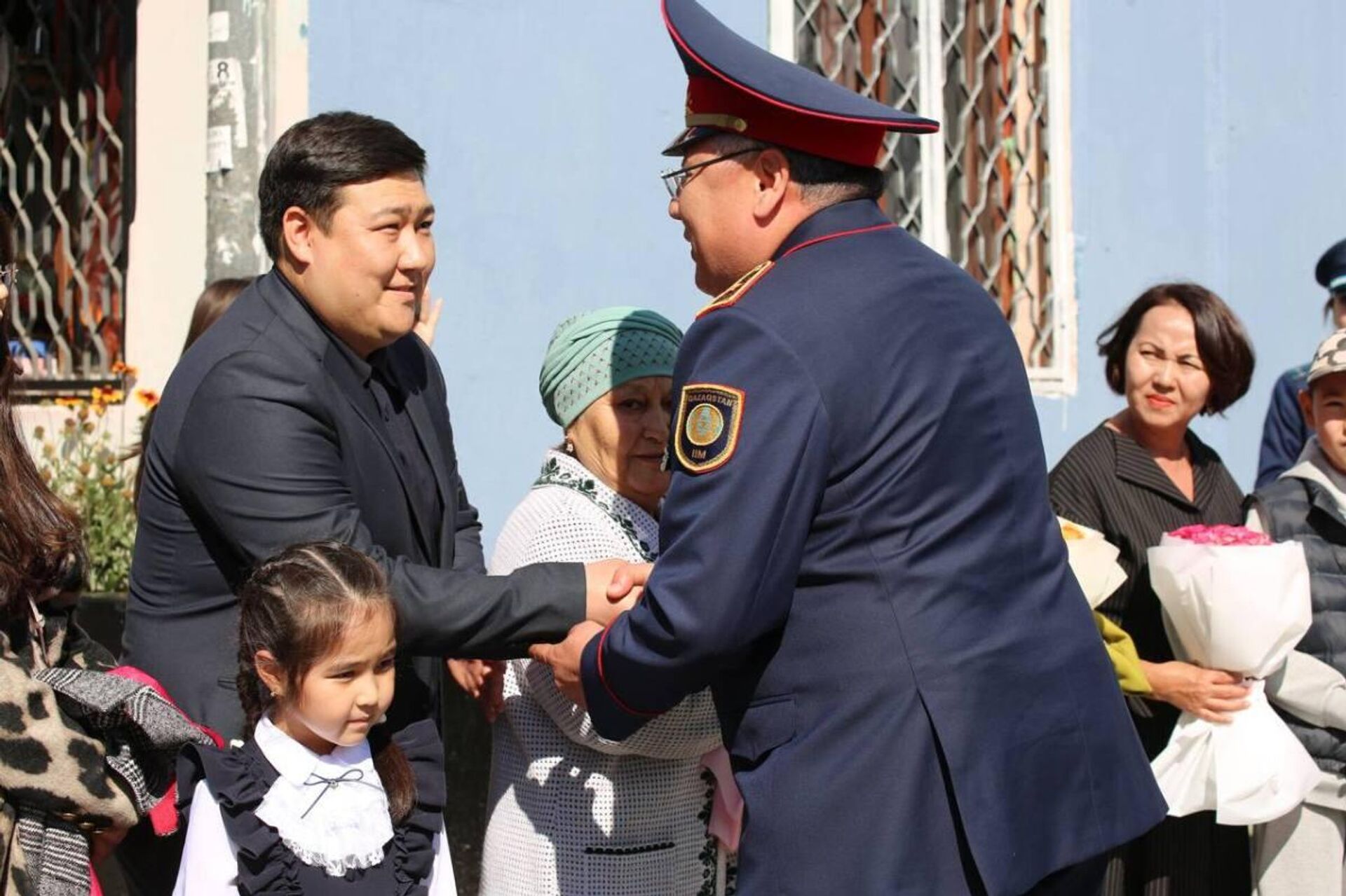 Мурал в память о погибших при исполнении полицейских открыт в Усть-Каменогорске - Sputnik Казахстан, 1920, 20.09.2025