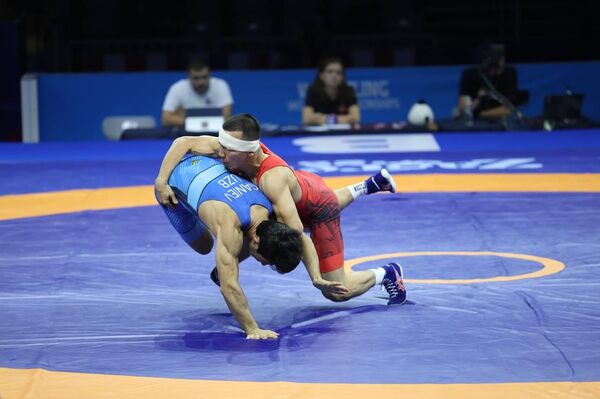 Айдос Султангали завоевал золото чемпионата мира по греко-римской борьбе - Sputnik Казахстан