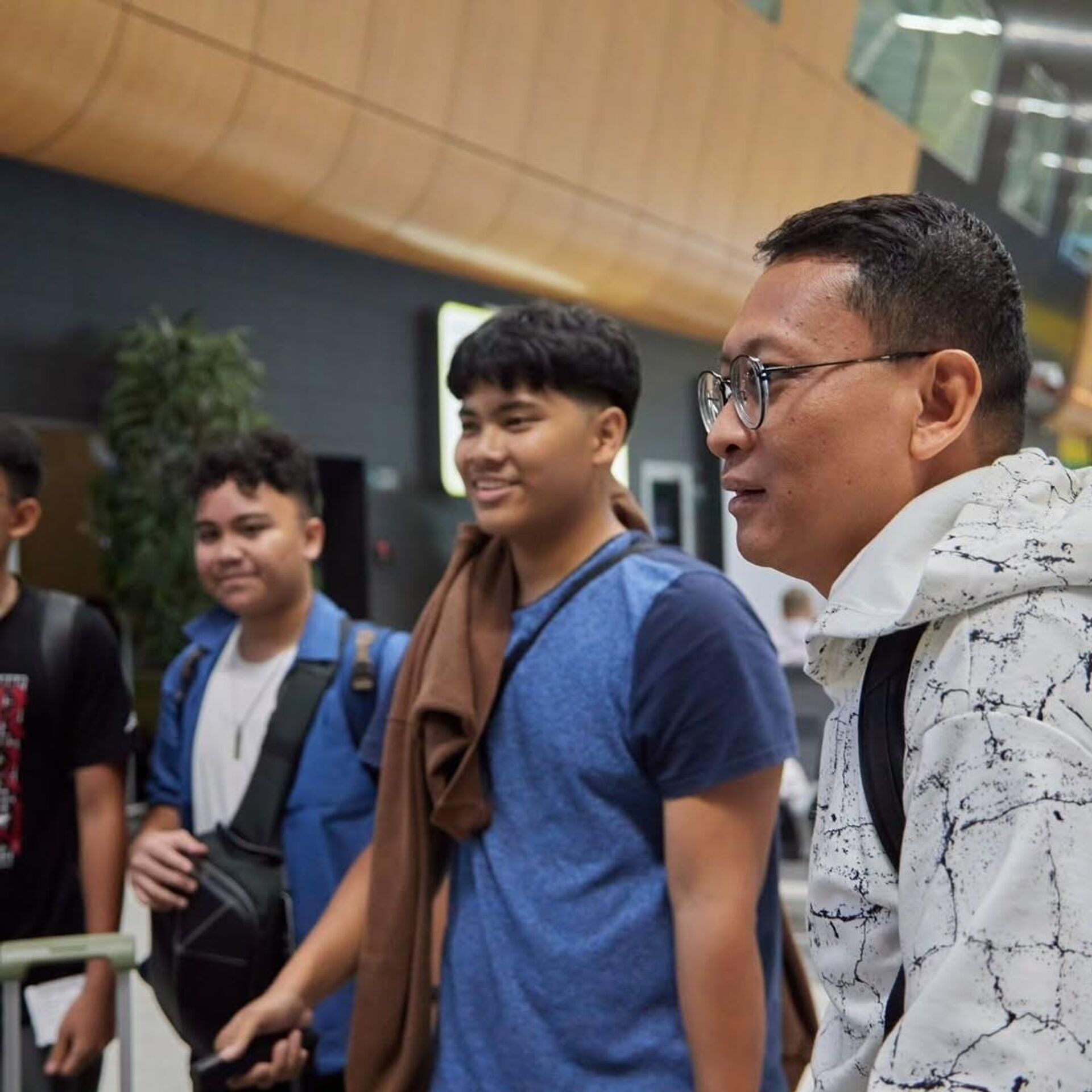 Участники юношеского фестиваля БРИКС, проходящего в Татарстане - Sputnik Қазақстан, 1920, 22.09.2025