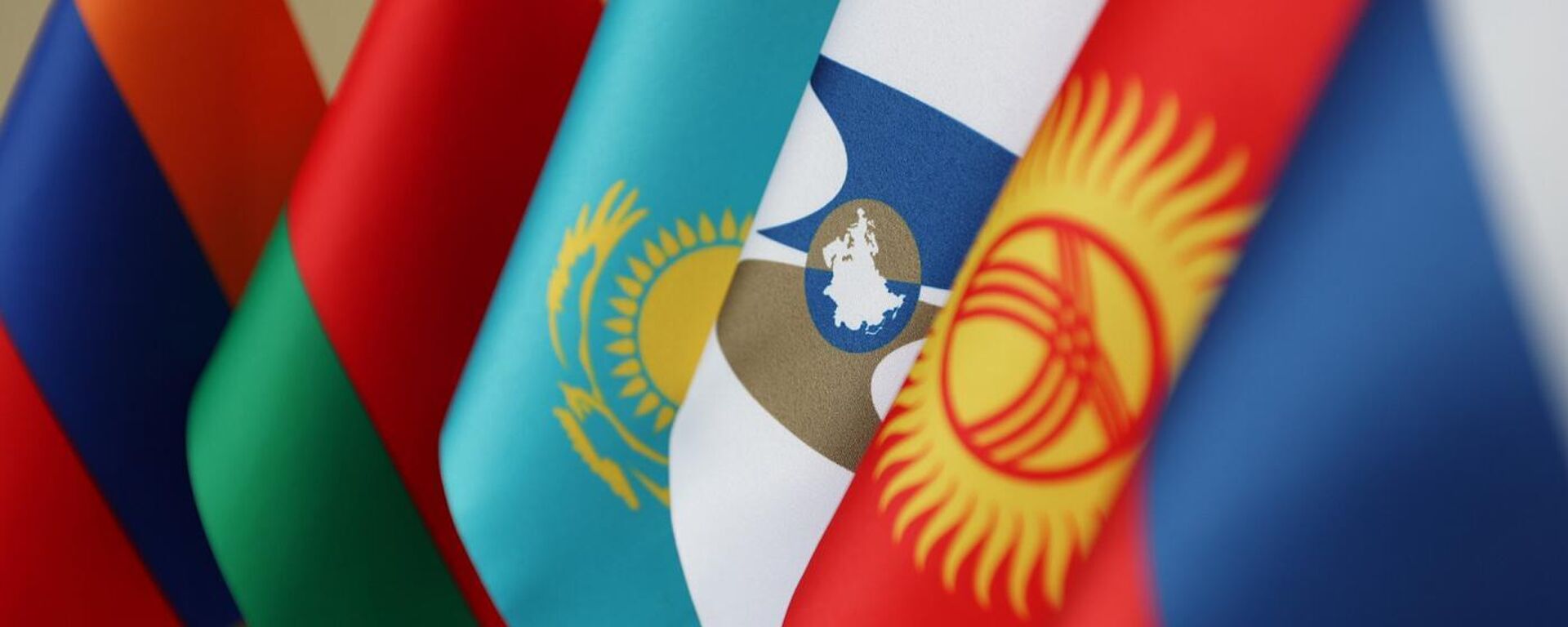 Цифровые проекты стран ЕАЭС: образование, геотехнологии, медицина - видеомост - Sputnik Казахстан, 1920, 22.09.2025