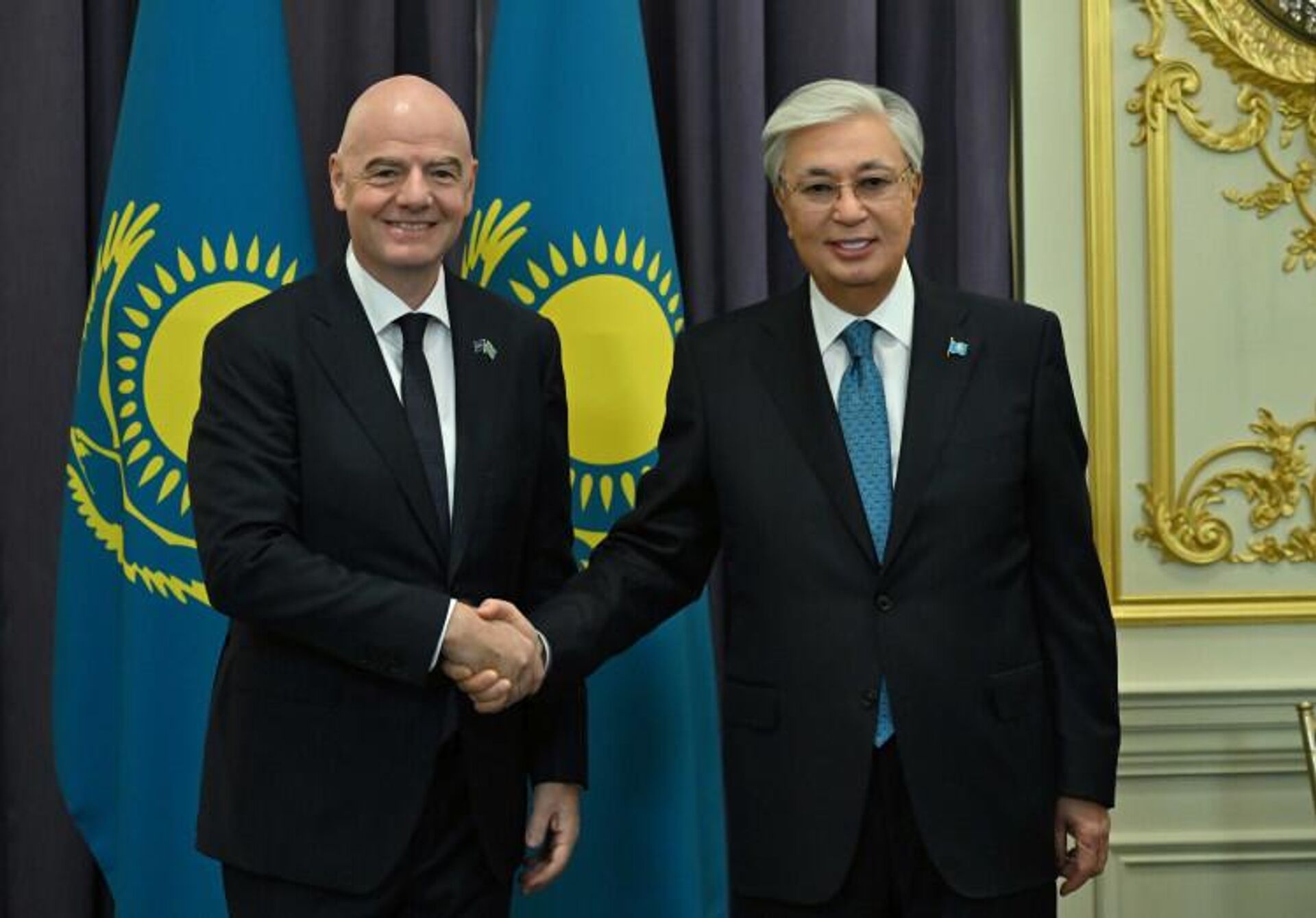 Тоқаев Халықаралық футбол федерациясының президенті (FIFA) Джанни Инфантиномен кездесу өткізді - Sputnik Қазақстан, 1920, 23.09.2025