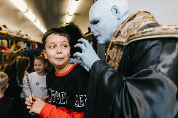 АО Пассажирские перевозки  запускает поезд Гарри Поттера - Sputnik Казахстан