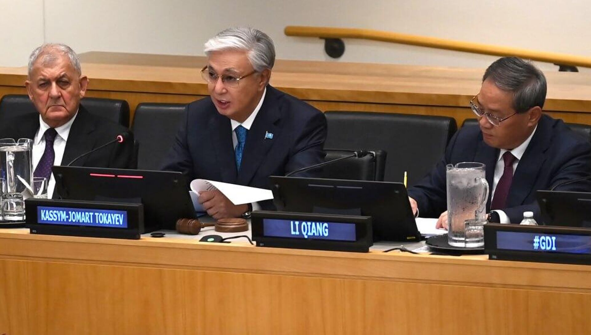 Касым-Жомарт Токаев выступил на совещании высокого уровня по глобальным инициативам Китая в Нью-Йорке Касым-Жомарт Токаев выступил на совещании высокого уровня по глобальным инициативам Китая в Нью-Йорке - Sputnik Казахстан, 1920, 26.12.2025