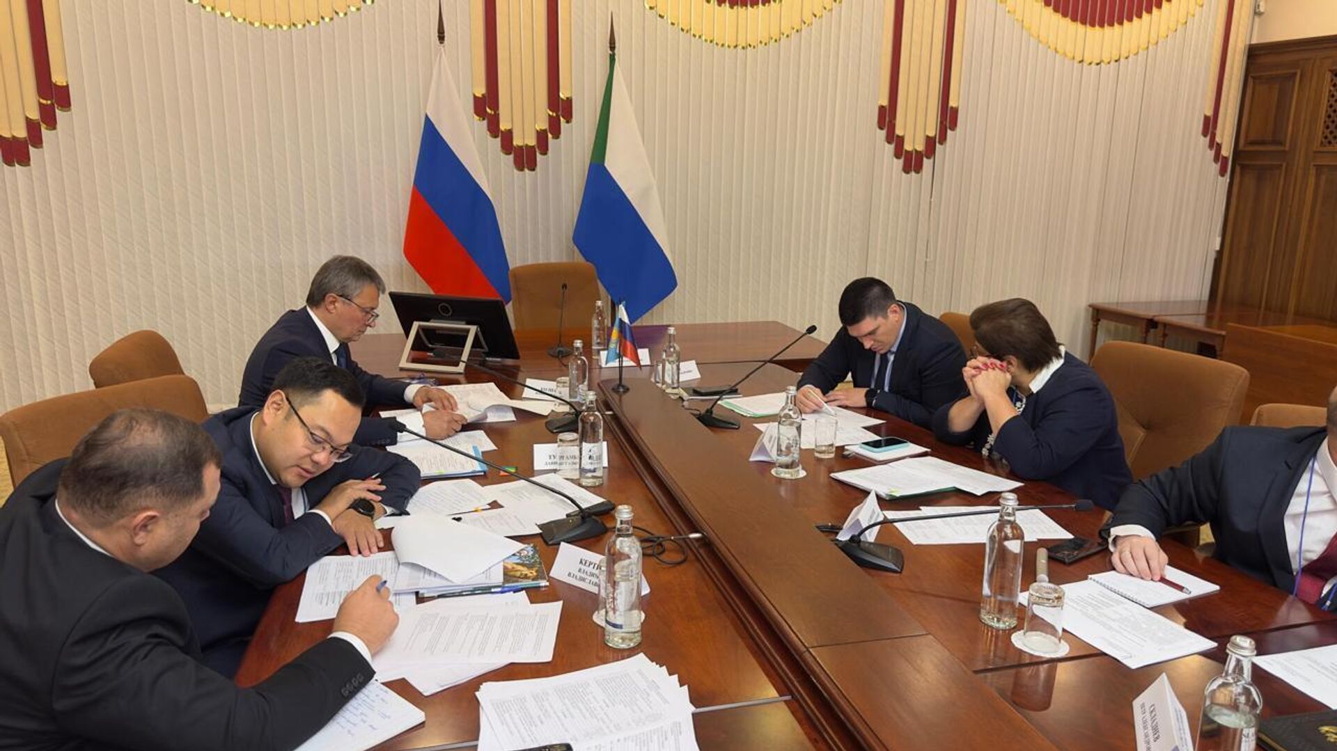 Второе заседание Рабочей группы по вопросам реинтродукции тигра в Республике Казахстан состоялось в Хабаровске - Sputnik Казахстан, 1920, 26.09.2025