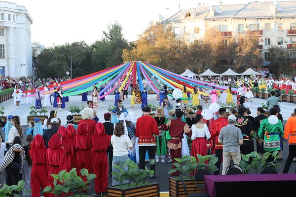 VIII Городской фестиваль Дружба народов! в Байконуре - Sputnik Казахстан