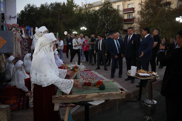 VIII Городской фестиваль Дружба народов! в Байконуре - Sputnik Казахстан